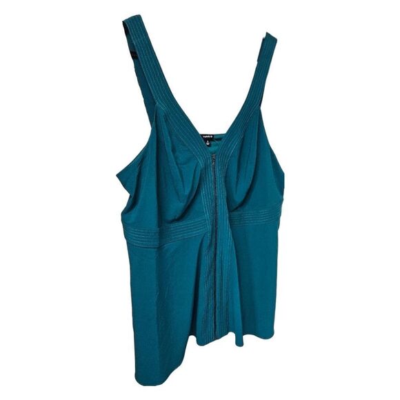 TORRID Botanical Green Crepe Zip Front Tank Top. 3X - Picture 6 of 14